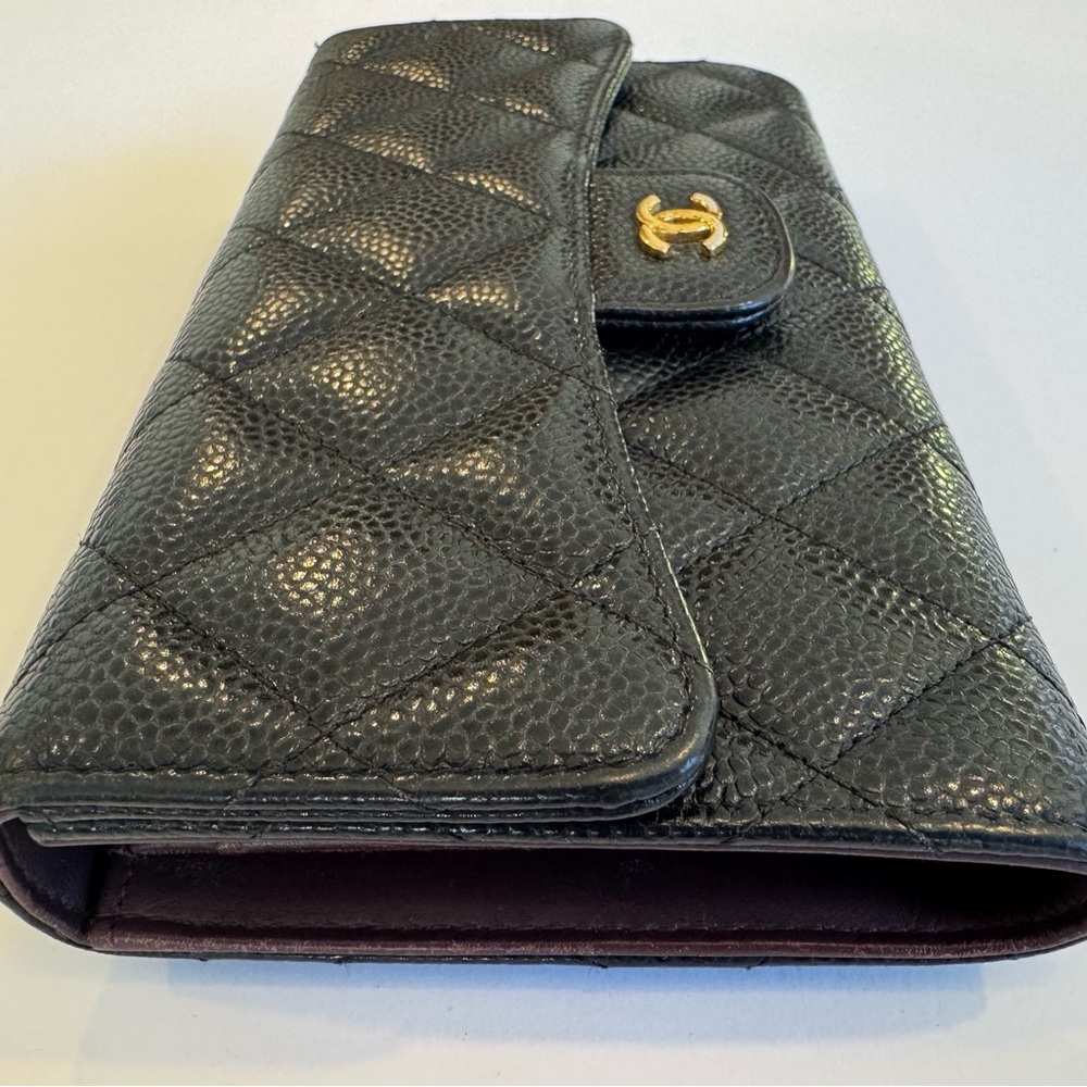 CHANEL Black Quilted Leather Clutch with Gold Logo - Picture 3 of 16